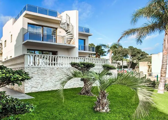 Oyo 171 Calma Holiday Villas Szálloda