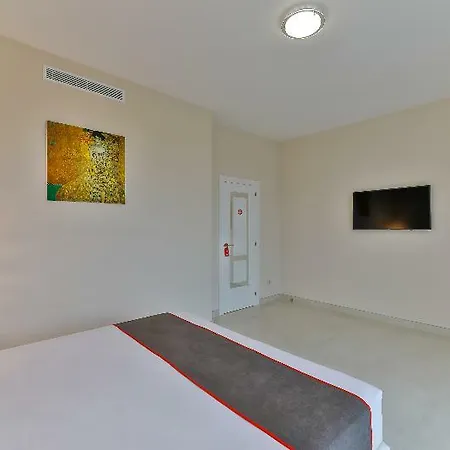 Oyo 171 Calma Holiday Villas Hotel 5*