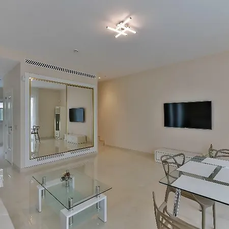 Oyo 171 Calma Holiday Villas Hotel Platja d'Aro